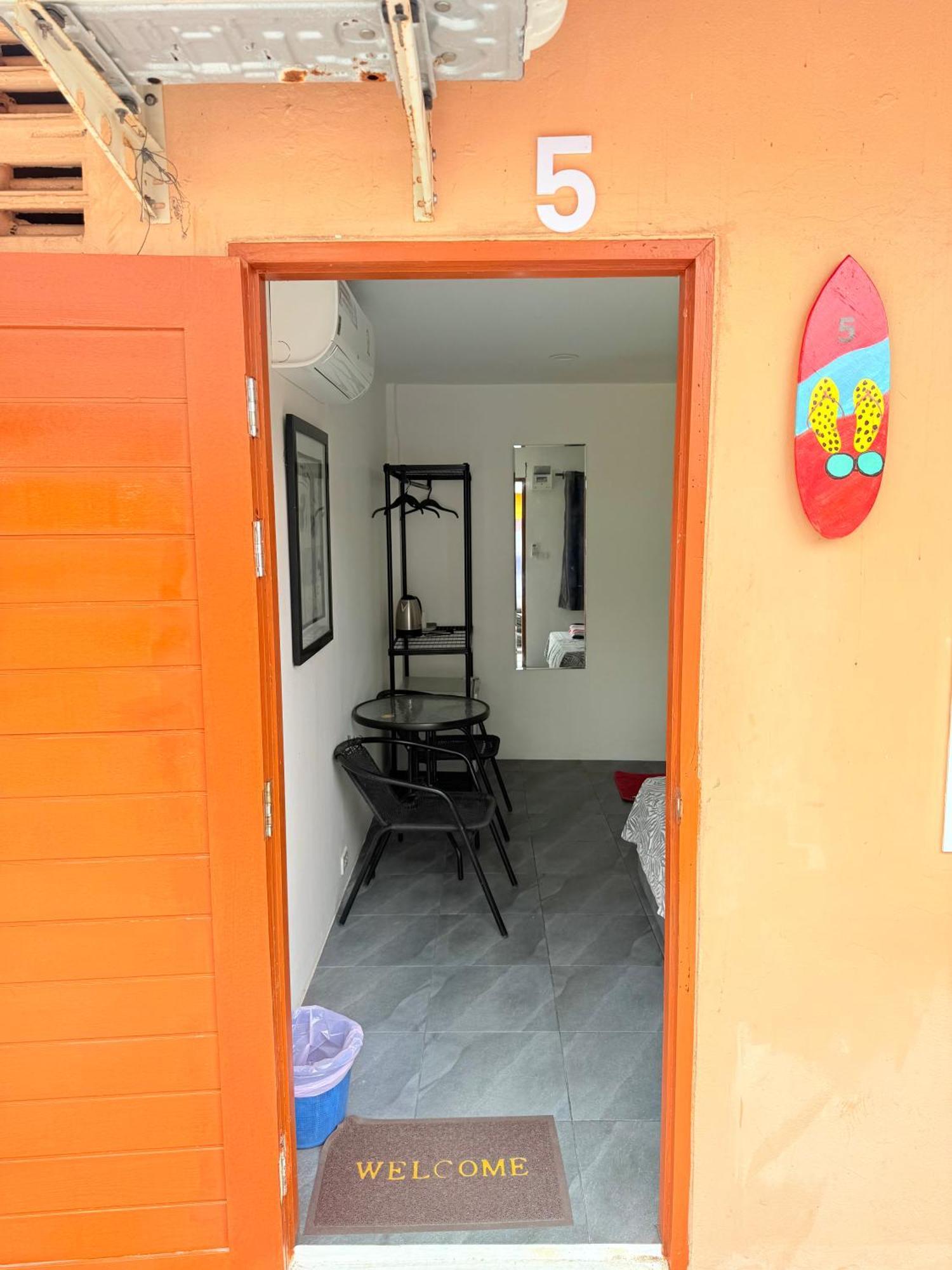 Harry'S Beach Club بان فيه المظهر الخارجي الصورة
